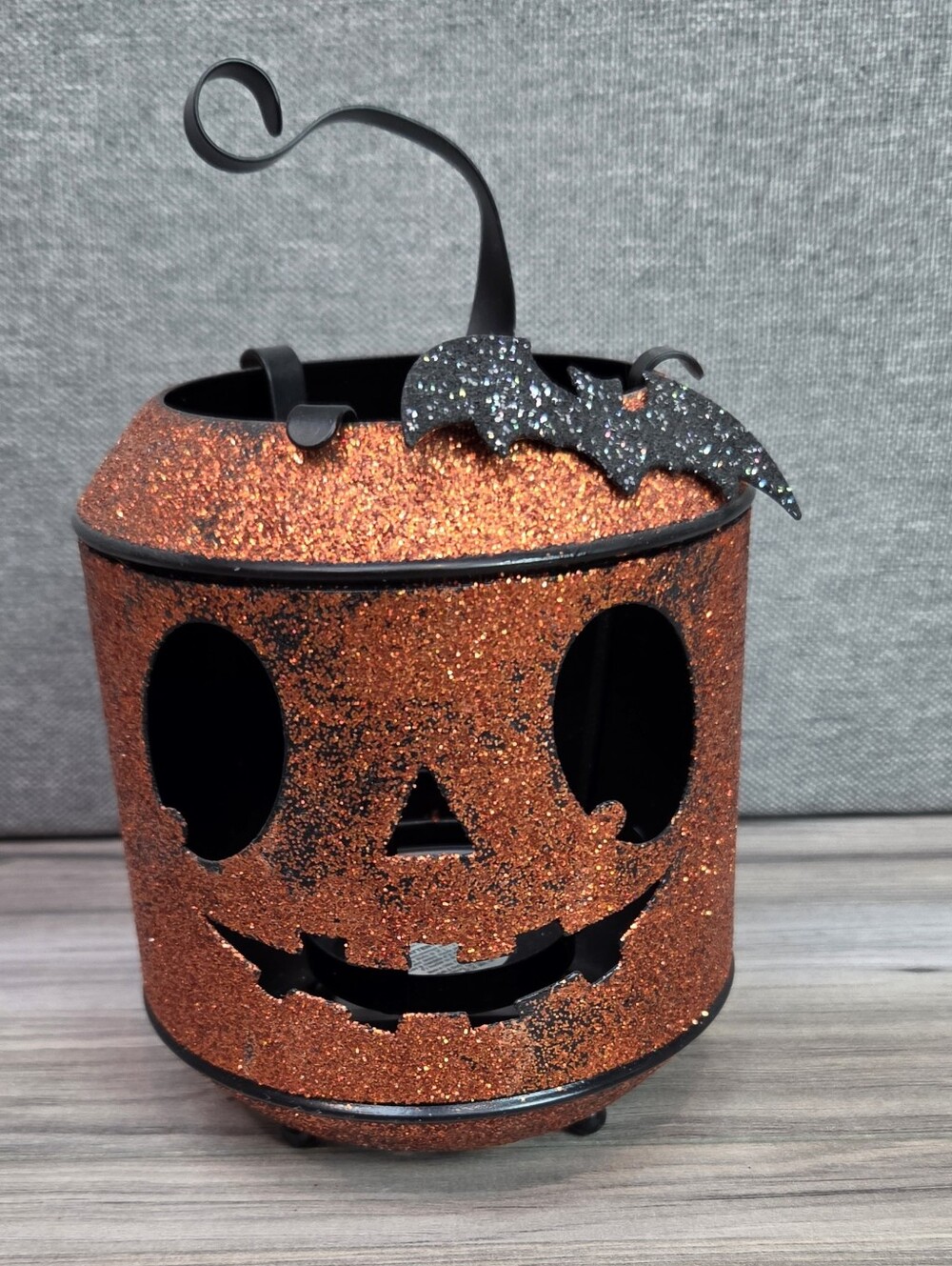 Bath & Body Works Retired Halloween Glitter Pumpkin Candle Holder – Vintage